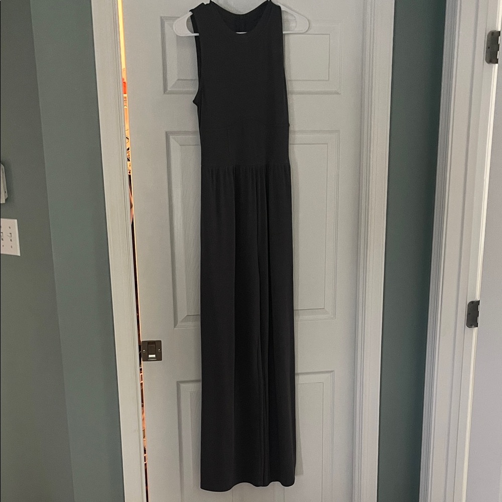 Elegant dark gray Sleeveless jumper
